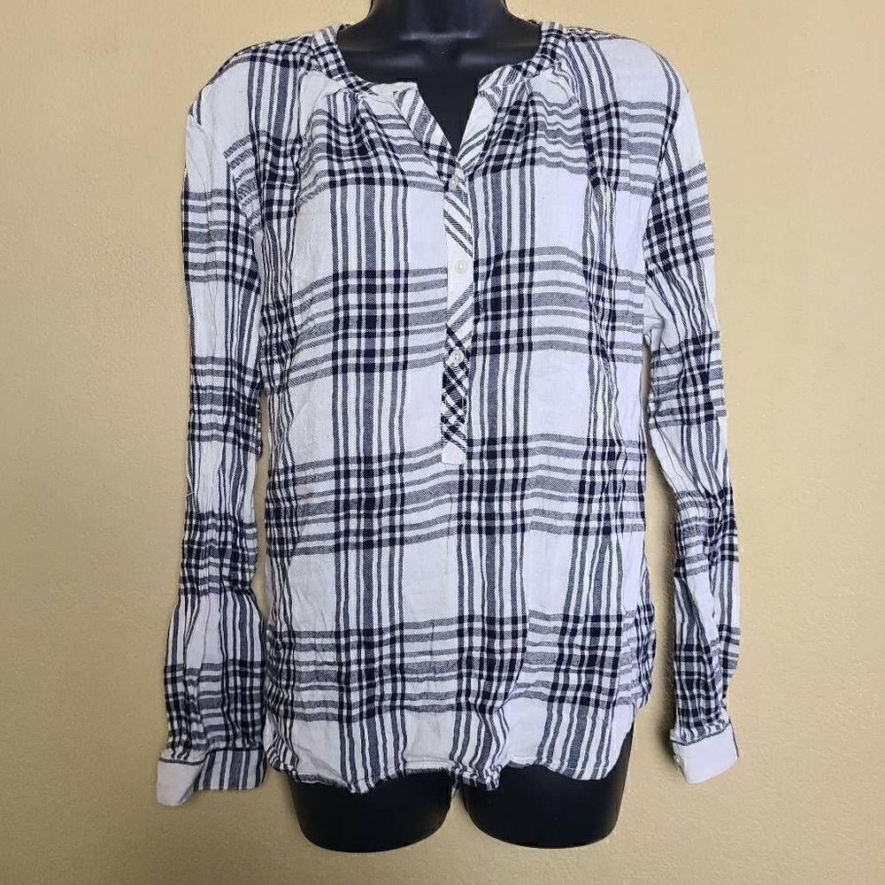 Simply Styled Plaid Top  